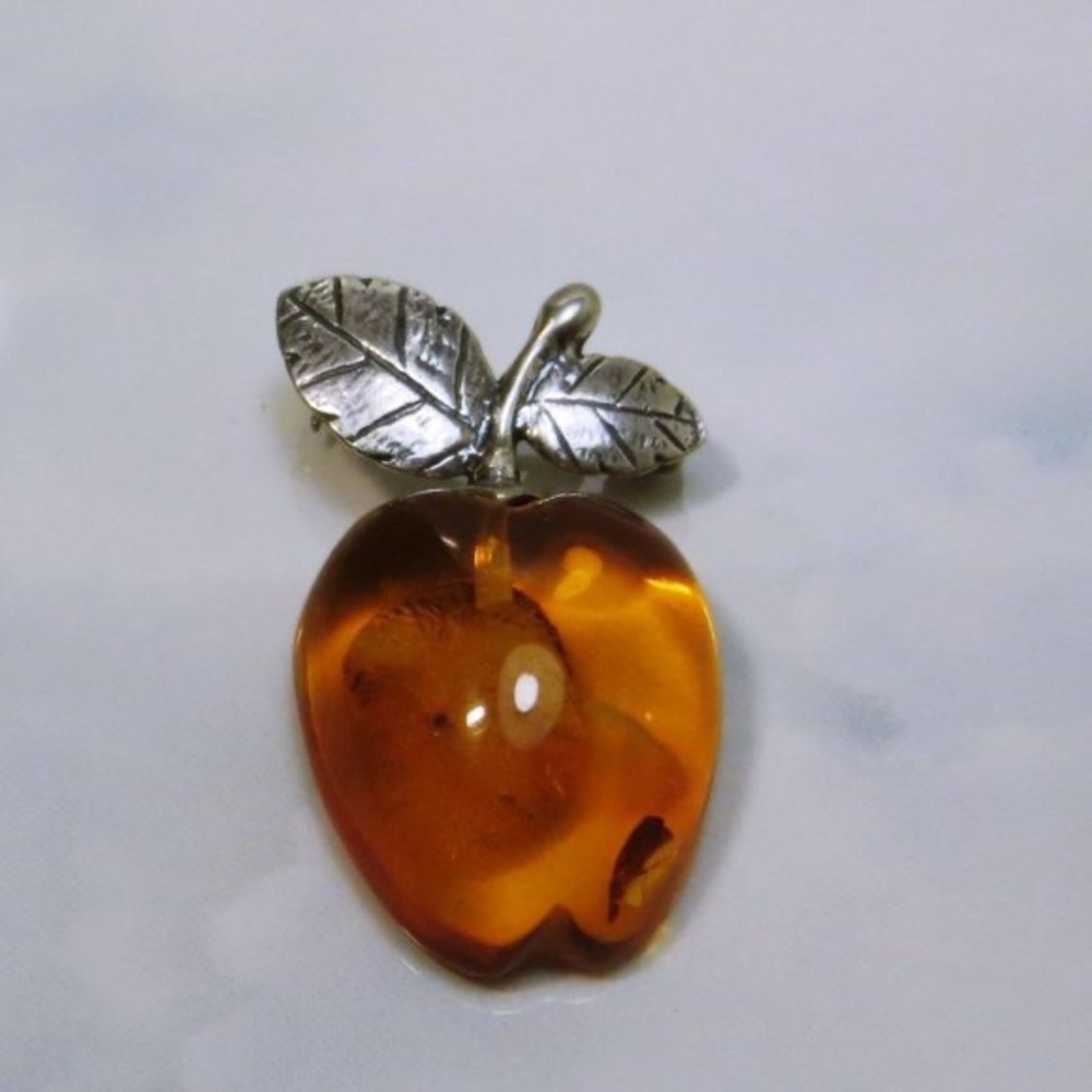 Vintage | Sterling Silver &  Real Amber Brooch Pin